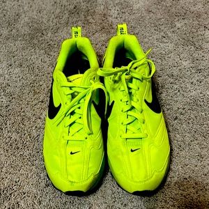 Nike Air Max Dawn women’s sneakers